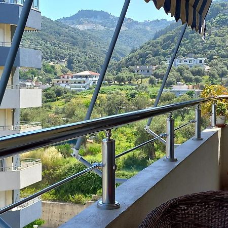 Lungo Mare & Luxury Apartments Влёра Экстерьер фото